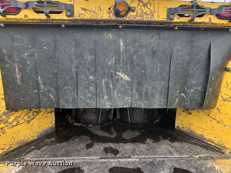 image for item EC4027 2011 Vermeer BC1800XL wood chipper