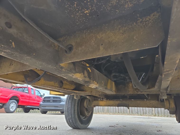 image for item EC4027 2011 Vermeer BC1800XL wood chipper