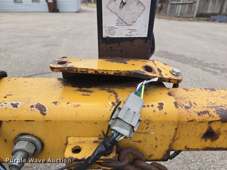 image for item EC4027 2011 Vermeer BC1800XL wood chipper