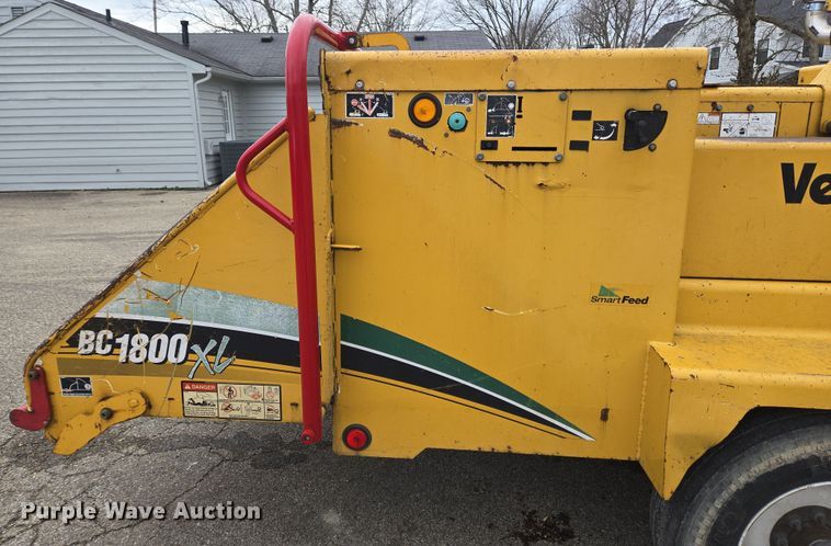 image for item EC4027 2011 Vermeer BC1800XL wood chipper