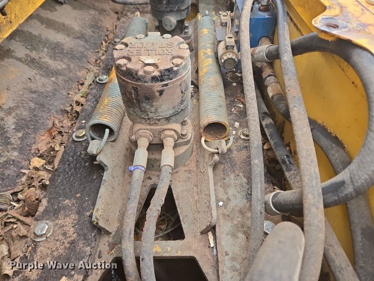 image for item EC4027 2011 Vermeer BC1800XL wood chipper