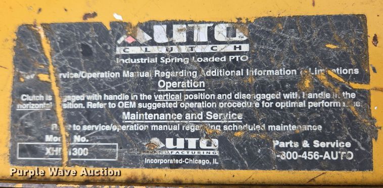 image for item EC4027 2011 Vermeer BC1800XL wood chipper