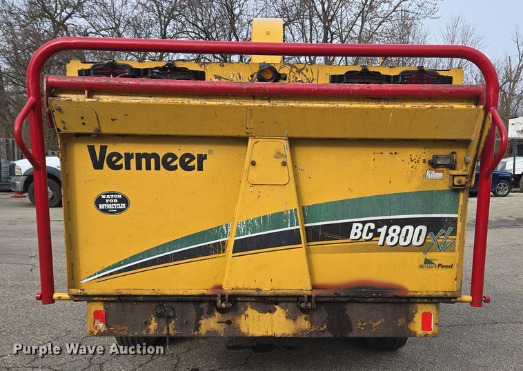 image for item EC4027 2011 Vermeer BC1800XL wood chipper