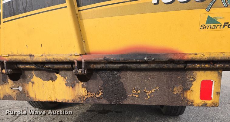 image for item EC4027 2011 Vermeer BC1800XL wood chipper