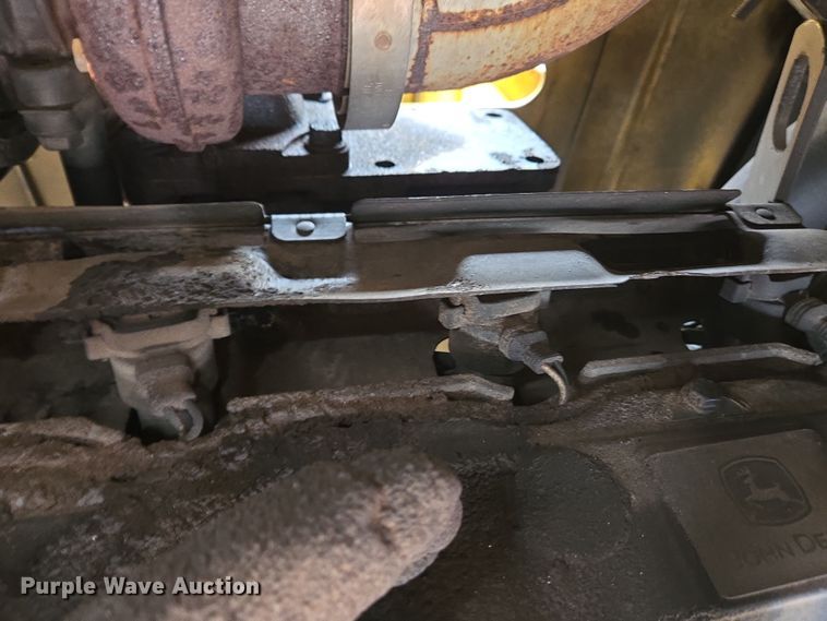 image for item EC4027 2011 Vermeer BC1800XL wood chipper