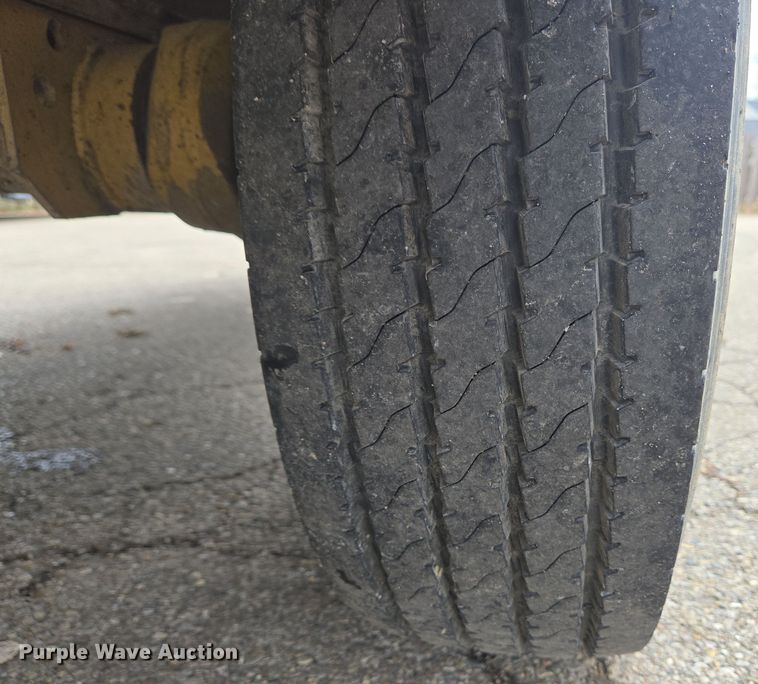 image for item EC4027 2011 Vermeer BC1800XL wood chipper