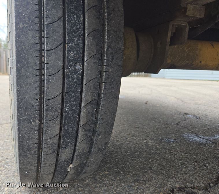 image for item EC4027 2011 Vermeer BC1800XL wood chipper