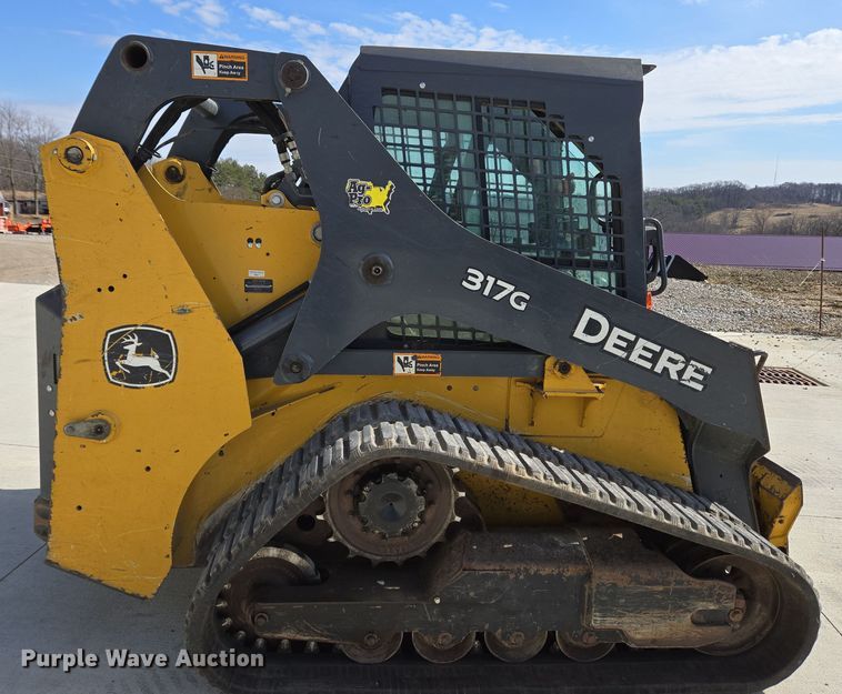 image for item EC4028 2018 John Deere 317G tracked skid steer loader