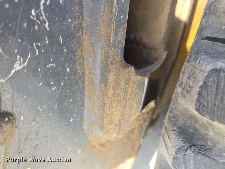 image for item EC4028 2018 John Deere 317G tracked skid steer loader