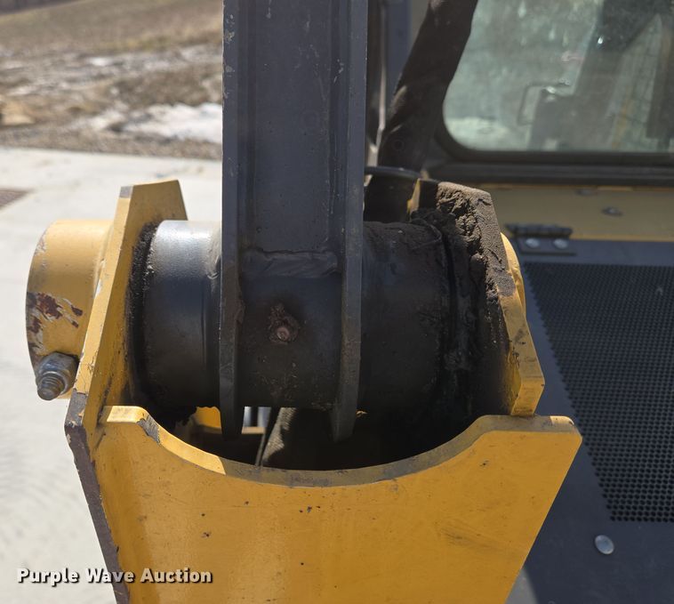 image for item EC4028 2018 John Deere 317G tracked skid steer loader