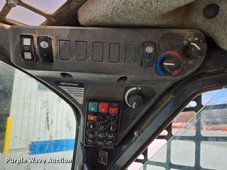 image for item EC4028 2018 John Deere 317G tracked skid steer loader