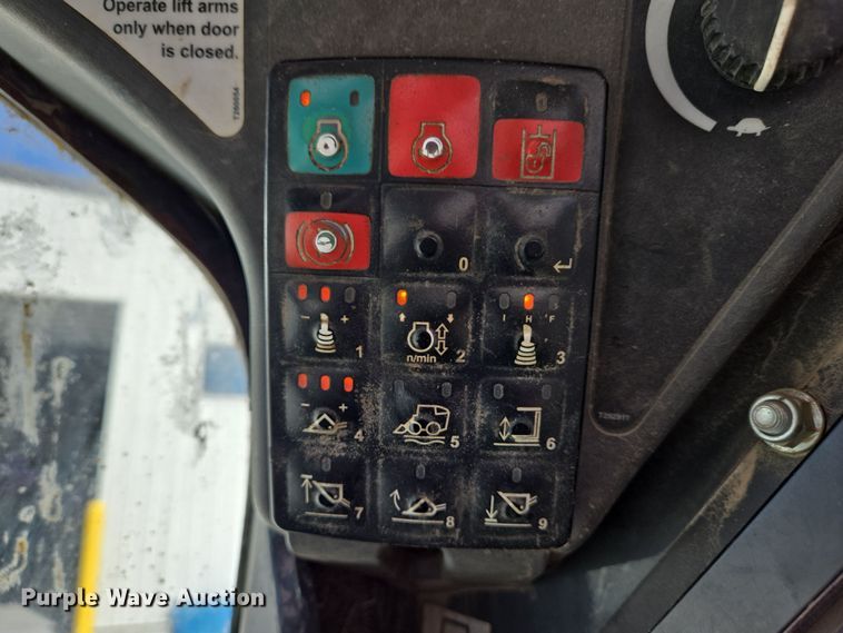 image for item EC4028 2018 John Deere 317G tracked skid steer loader