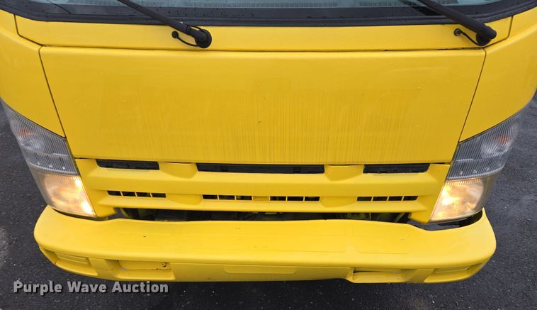 image for item EC4030 2010 Isuzu NPR street sweeper truck