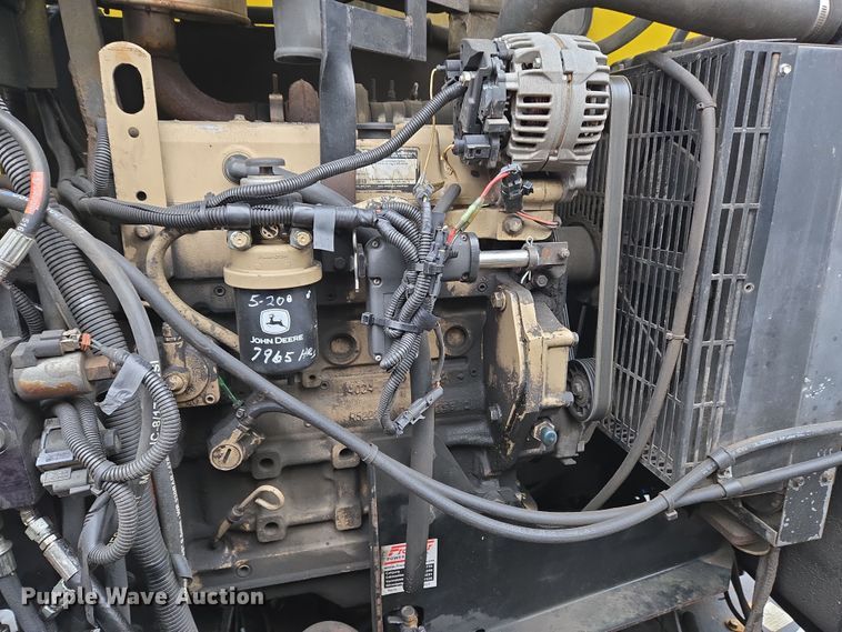 image for item EC4030 2010 Isuzu NPR street sweeper truck