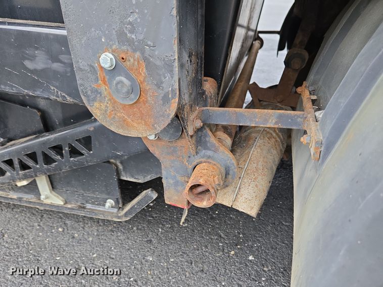 image for item EC4030 2010 Isuzu NPR street sweeper truck