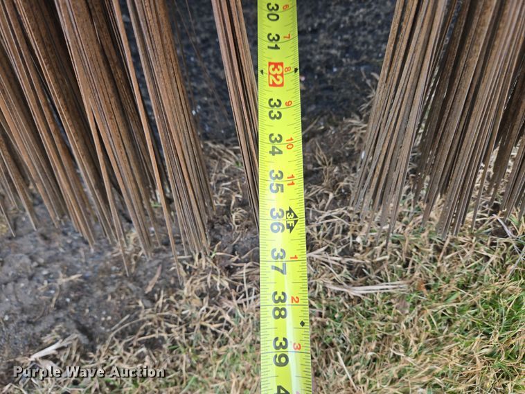 image for item EC4030 2010 Isuzu NPR street sweeper truck