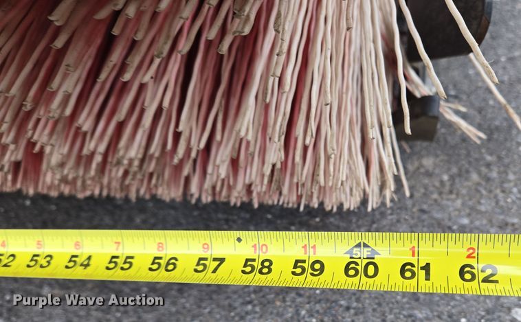 image for item EC4030 2010 Isuzu NPR street sweeper truck