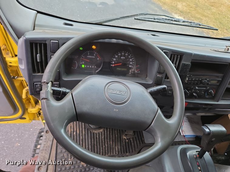 image for item EC4030 2010 Isuzu NPR street sweeper truck