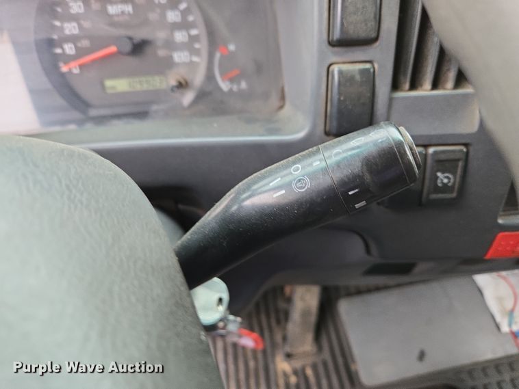 image for item EC4030 2010 Isuzu NPR street sweeper truck