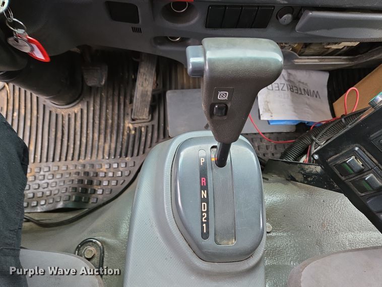 image for item EC4030 2010 Isuzu NPR street sweeper truck