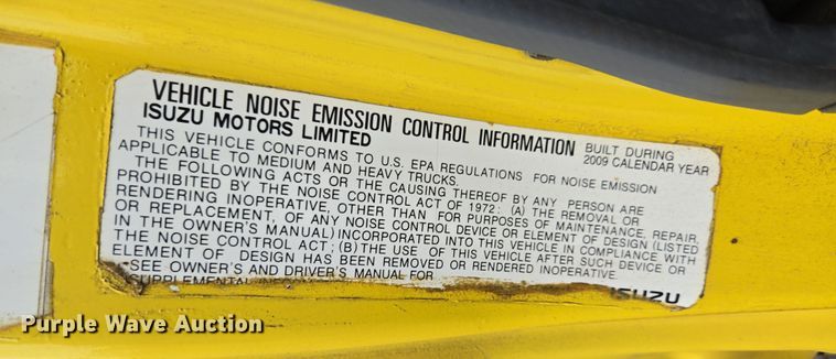 image for item EC4030 2010 Isuzu NPR street sweeper truck