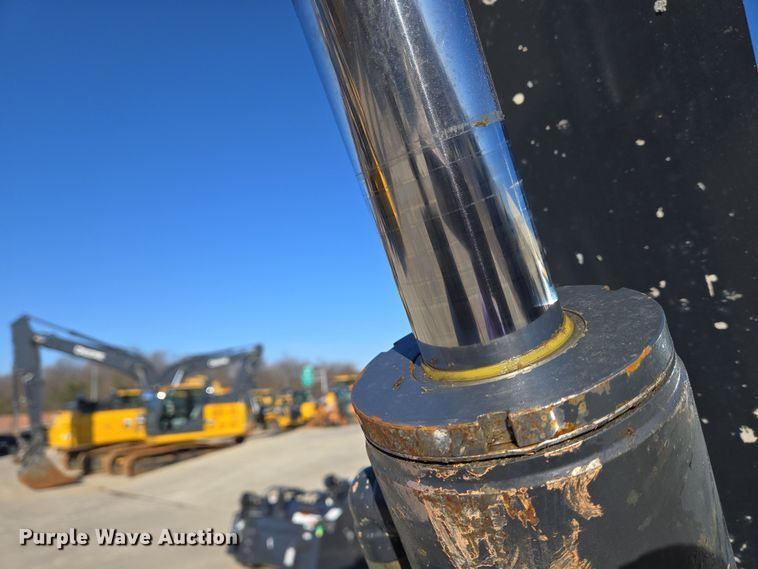 image for item EC4032 2020 John Deere 85G mini excavator