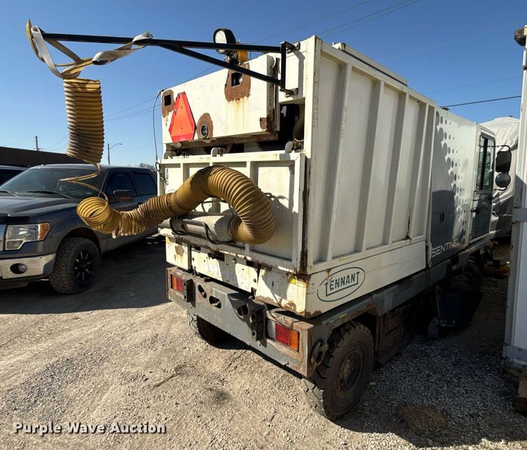 image for item ED3983 2015 Tennant Sentinel street sweeper