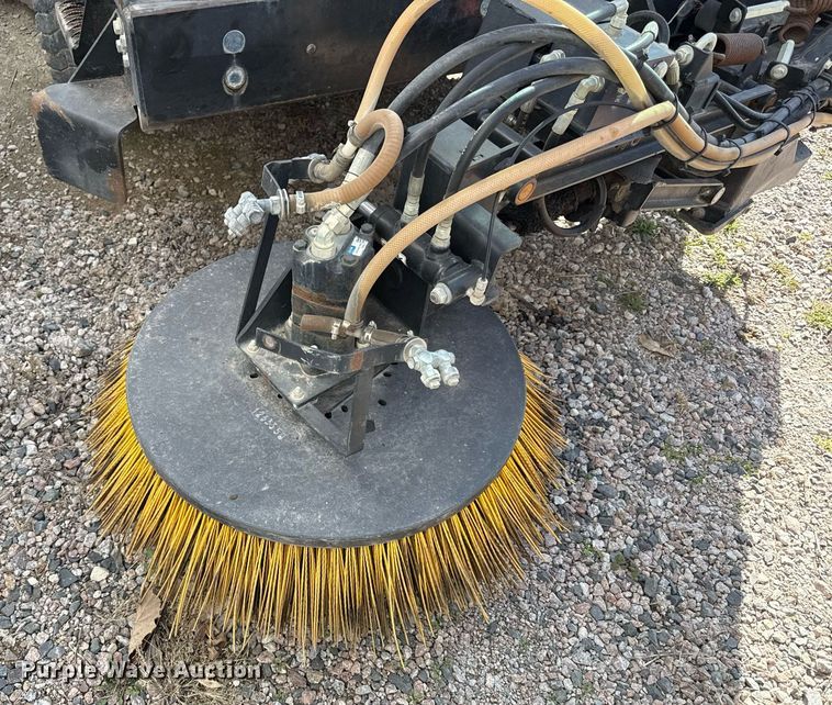 image for item ED3983 2015 Tennant Sentinel street sweeper
