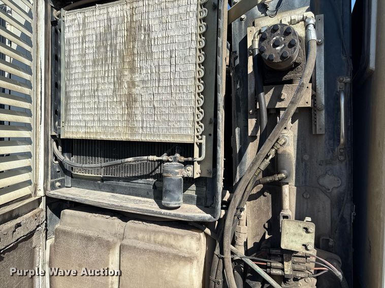 image for item ED3983 2015 Tennant Sentinel street sweeper