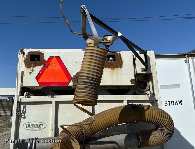 image for item ED3983 2015 Tennant Sentinel street sweeper