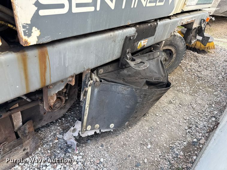 image for item ED3983 2015 Tennant Sentinel street sweeper