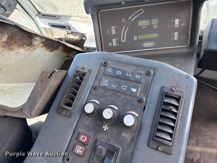 image for item ED3983 2015 Tennant Sentinel street sweeper