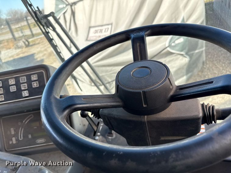 image for item ED3983 2015 Tennant Sentinel street sweeper