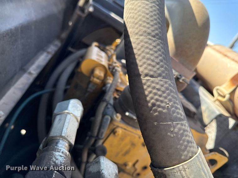 image for item ED3983 2015 Tennant Sentinel street sweeper