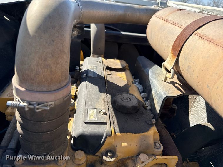 image for item ED3983 2015 Tennant Sentinel street sweeper