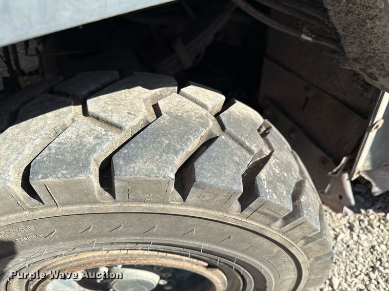 image for item ED3983 2015 Tennant Sentinel street sweeper