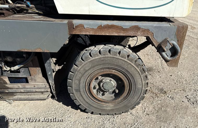 image for item ED3983 2015 Tennant Sentinel street sweeper