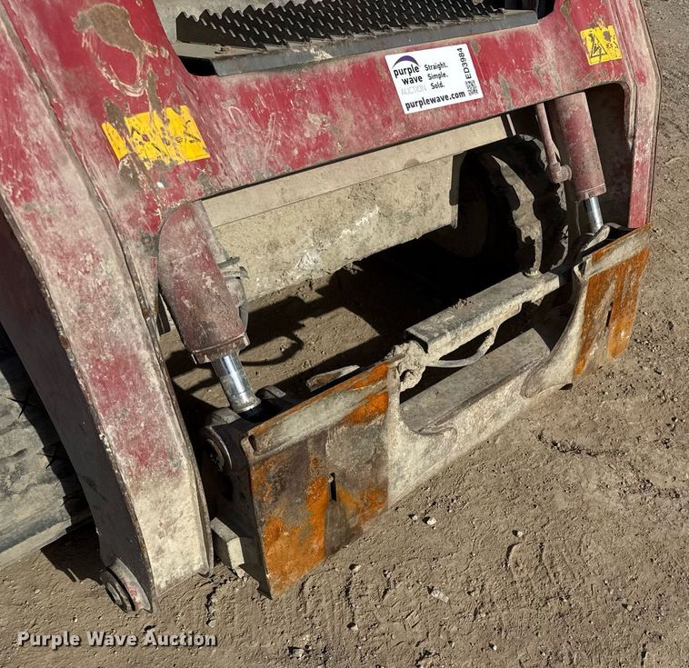 image for item ED3984 2016 Takeuchi TL12 tracked skid steer loader