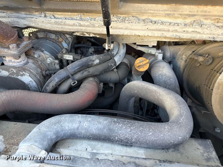 image for item ED3984 2016 Takeuchi TL12 tracked skid steer loader