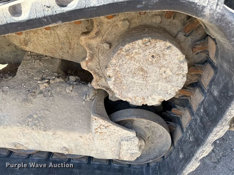 image for item ED3984 2016 Takeuchi TL12 tracked skid steer loader