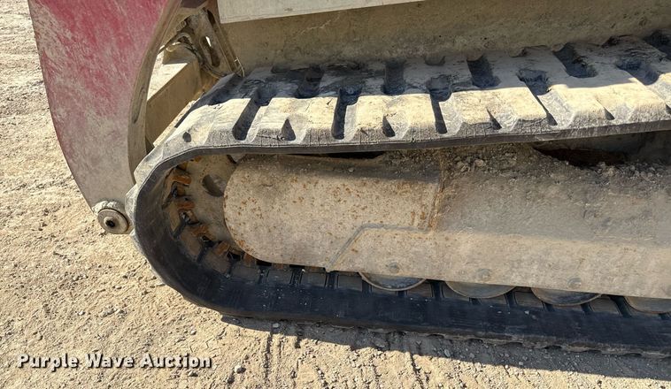image for item ED3984 2016 Takeuchi TL12 tracked skid steer loader