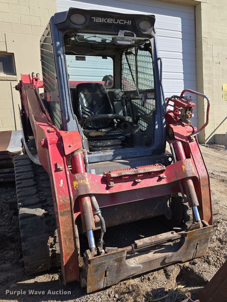 image for item ED3985 2016 Takeuchi TL12V2 tracked skid steer loader
