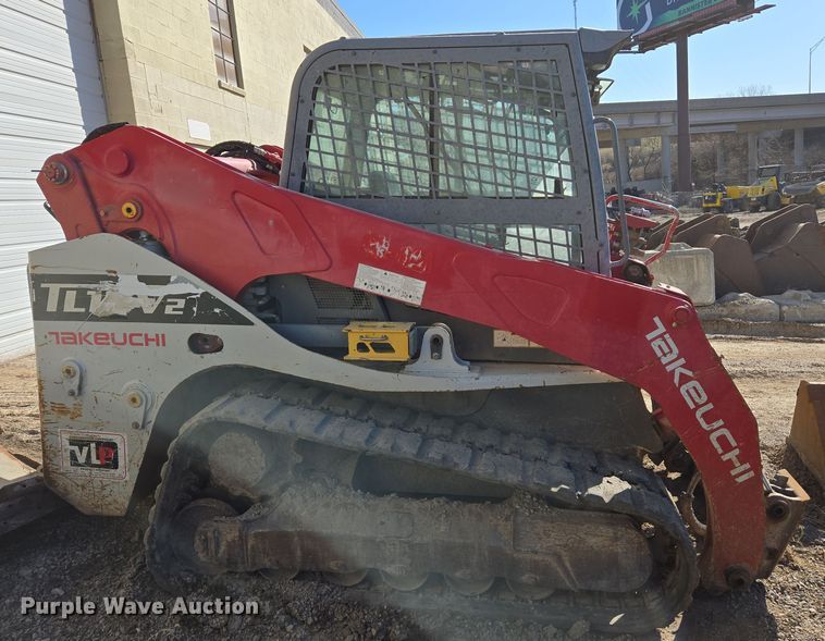 image for item ED3985 2016 Takeuchi TL12V2 tracked skid steer loader