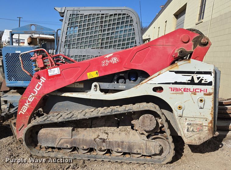 image for item ED3985 2016 Takeuchi TL12V2 tracked skid steer loader
