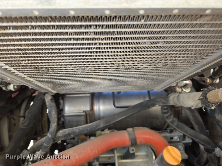 image for item ED3985 2016 Takeuchi TL12V2 tracked skid steer loader