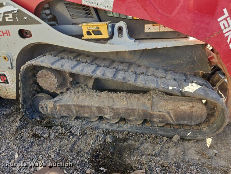 image for item ED3985 2016 Takeuchi TL12V2 tracked skid steer loader