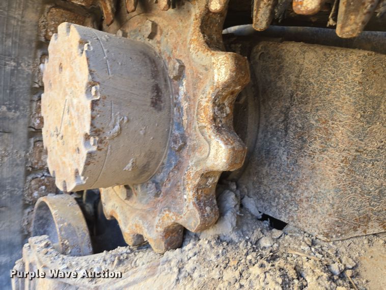 image for item ED3985 2016 Takeuchi TL12V2 tracked skid steer loader