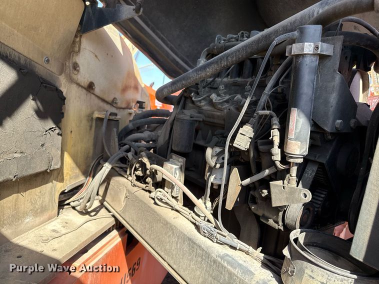 image for item ED3989 1999 JLG 600S boom lift