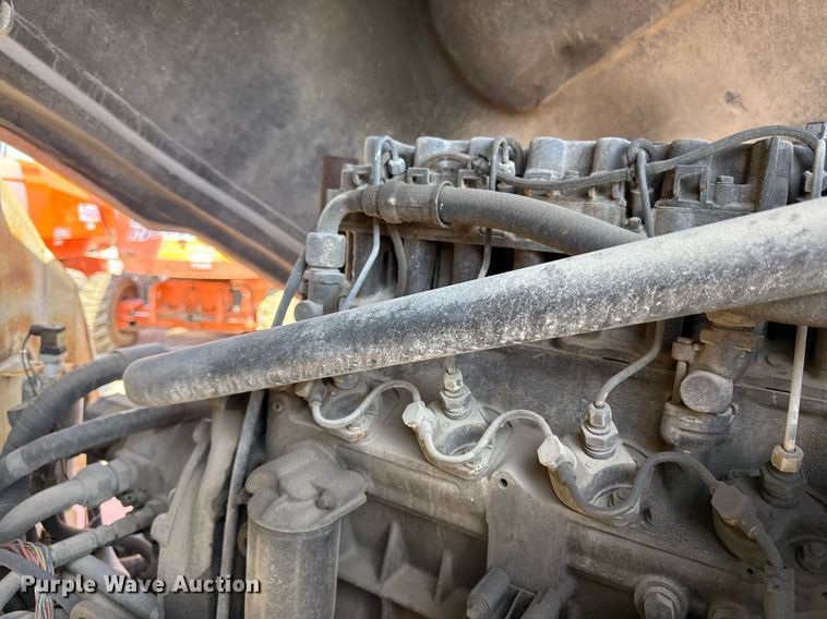 image for item ED3989 1999 JLG 600S boom lift