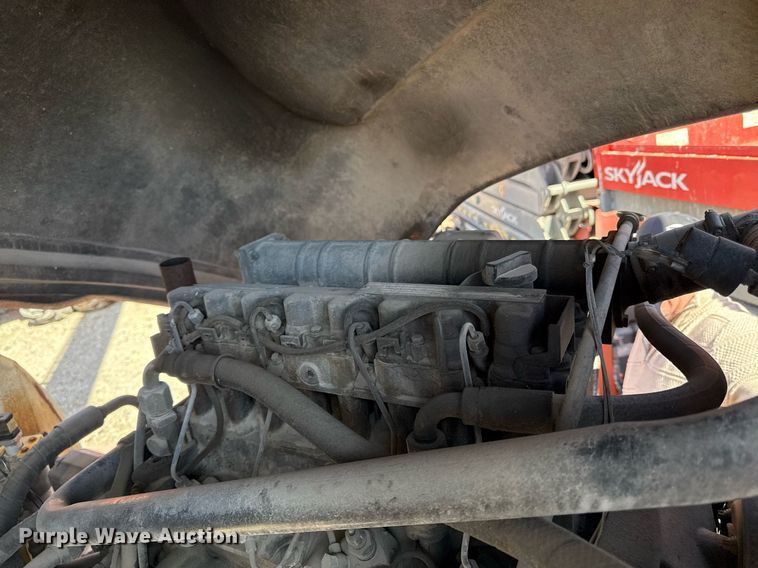 image for item ED3989 1999 JLG 600S boom lift